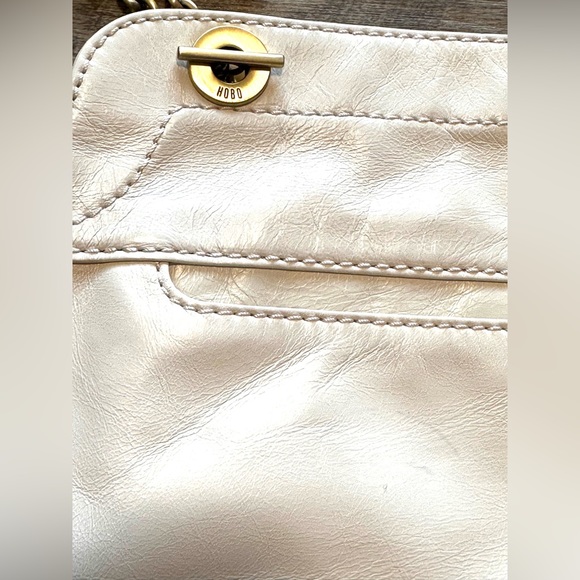 HOBO Refine Double Strap Shoulder Bag - Latte Cream with Gold Hardware - Picture 17 of 17